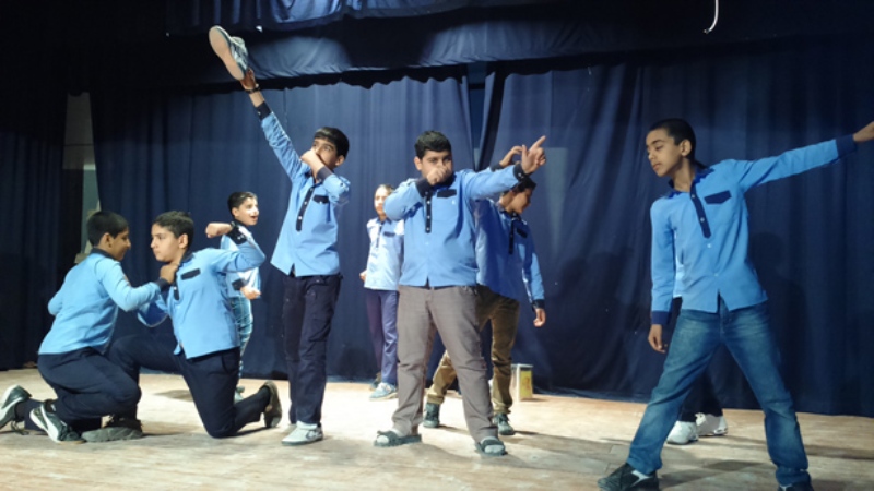 The text of a humorous short play for elementary and middle school boys