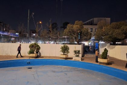 Fencing the city theater