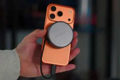 Safe Mag Hub Invzi MagHub 2 iPhone