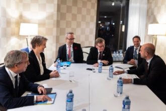 the insolence of the European troika; Iran should clarify about its nuclear program