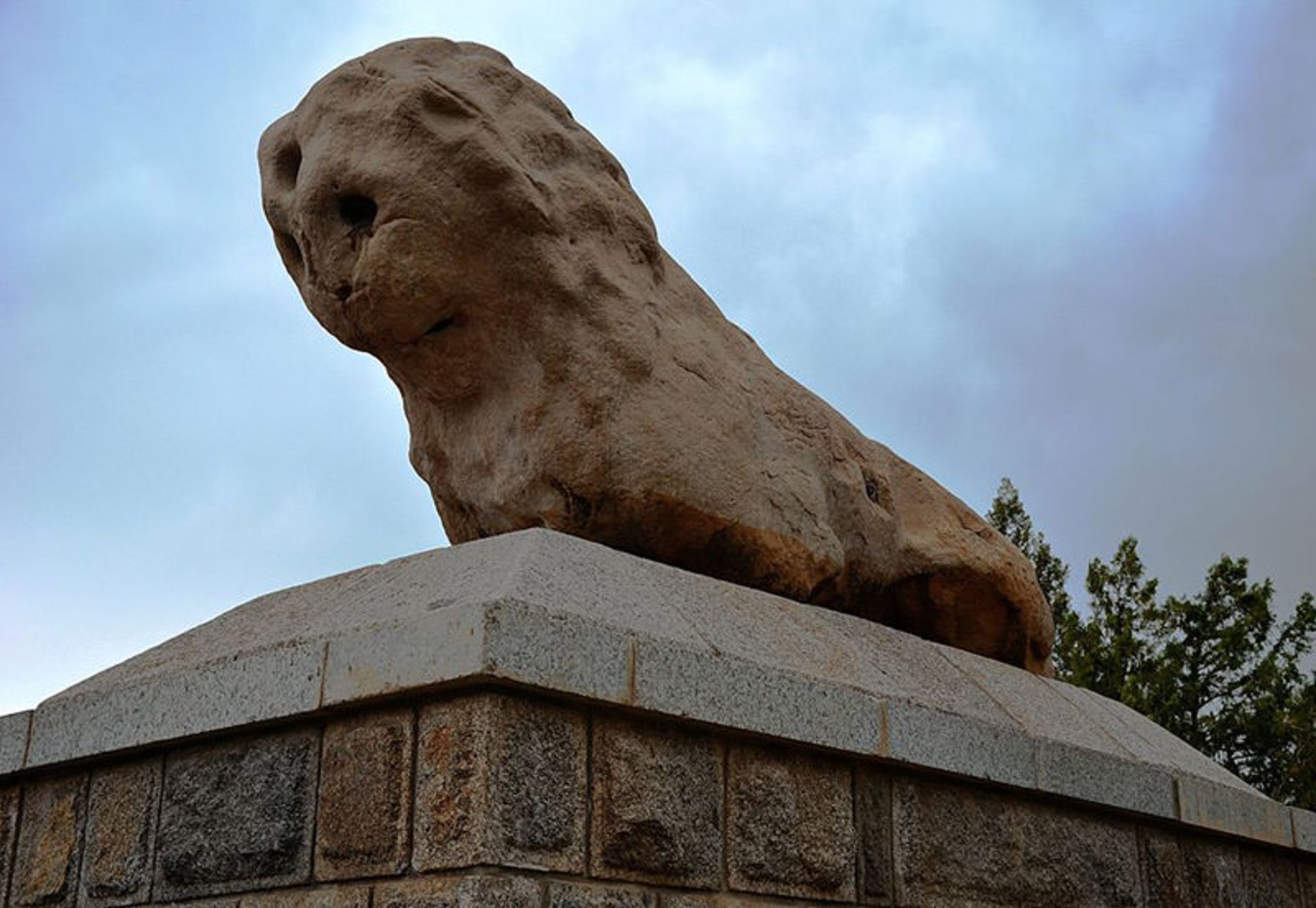 Hamadan Stone Lion in Seng Shir Square
