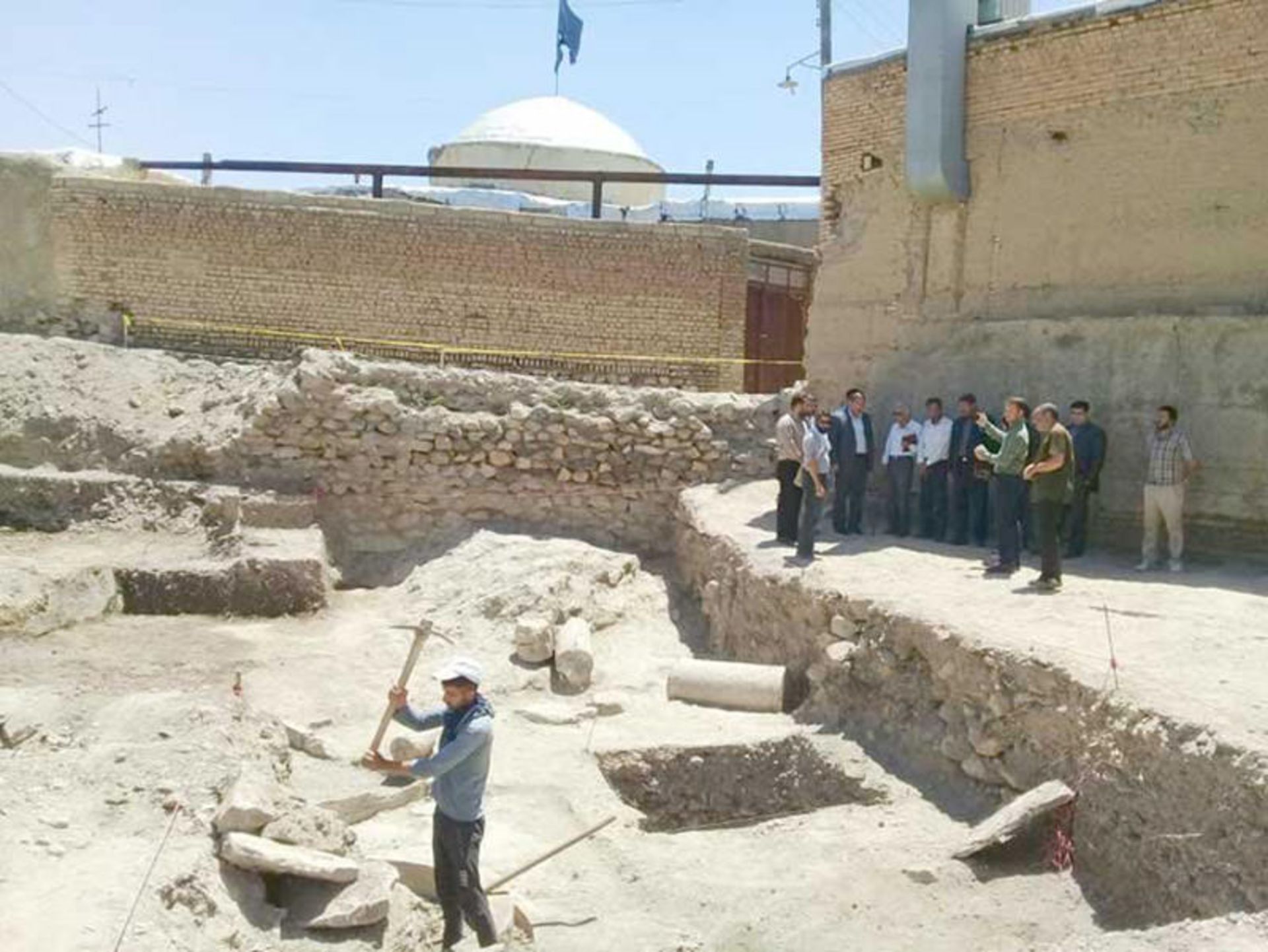 Archaeological discoveries in the temple of Laodicea Nahavand