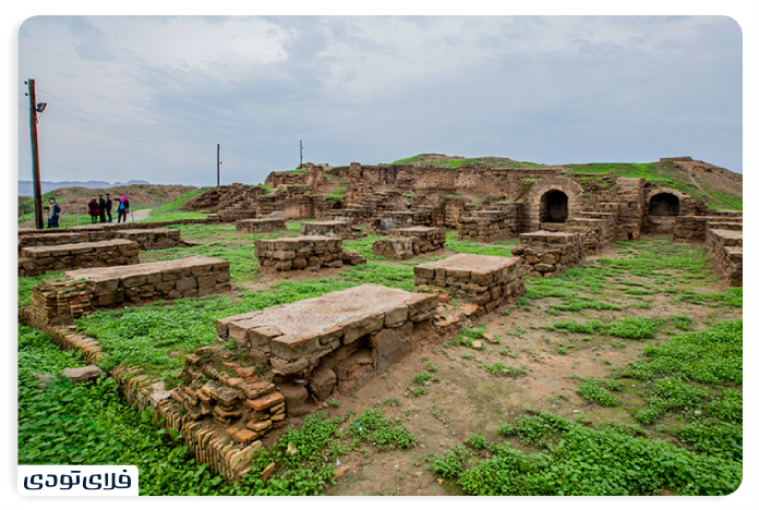 Shushtar water structures Salas Castle