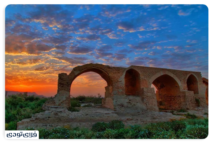 Shushtar water structures Shadarvan Bridge