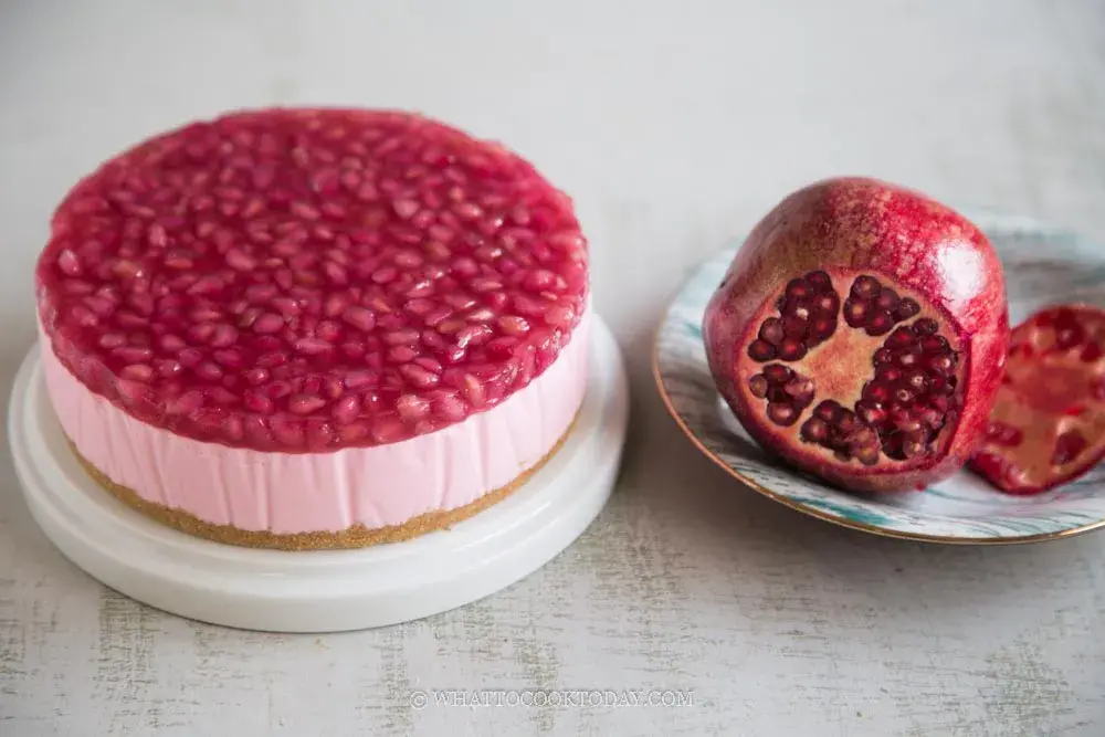 Pomegranate mousse