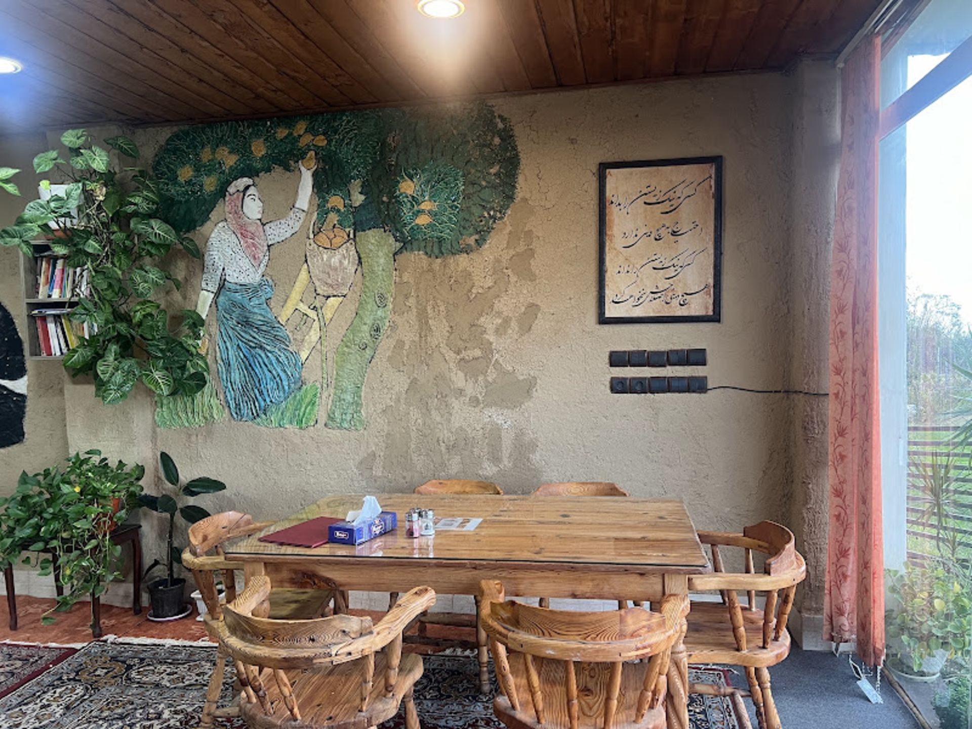 The traditional interior of Setara Su Tenkaben restaurant