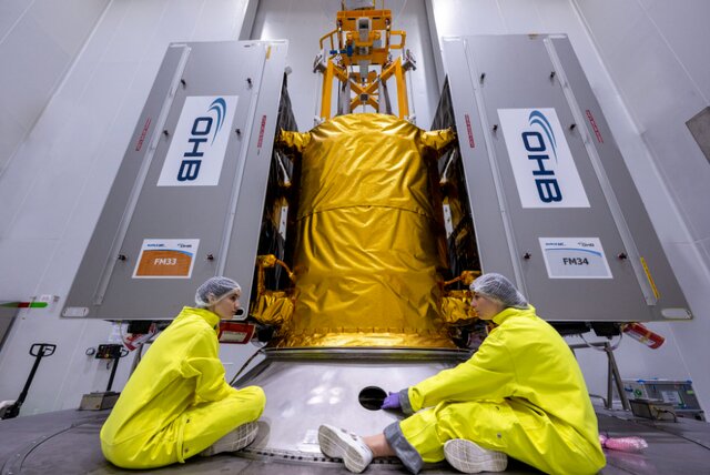 The album of space images of the past days selected by the European Space Agency