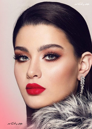 Arab or Gulf make-up model