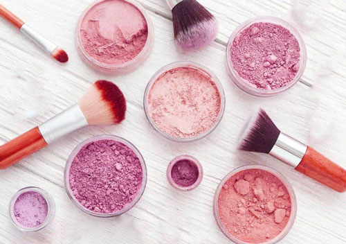 A model of face makeup style with mineral accessories