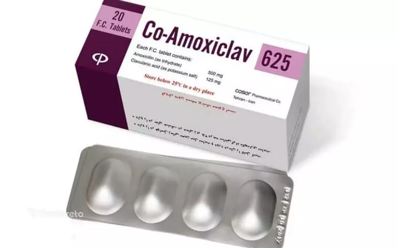 What are the side effects of Amoxiclav tablets for children?