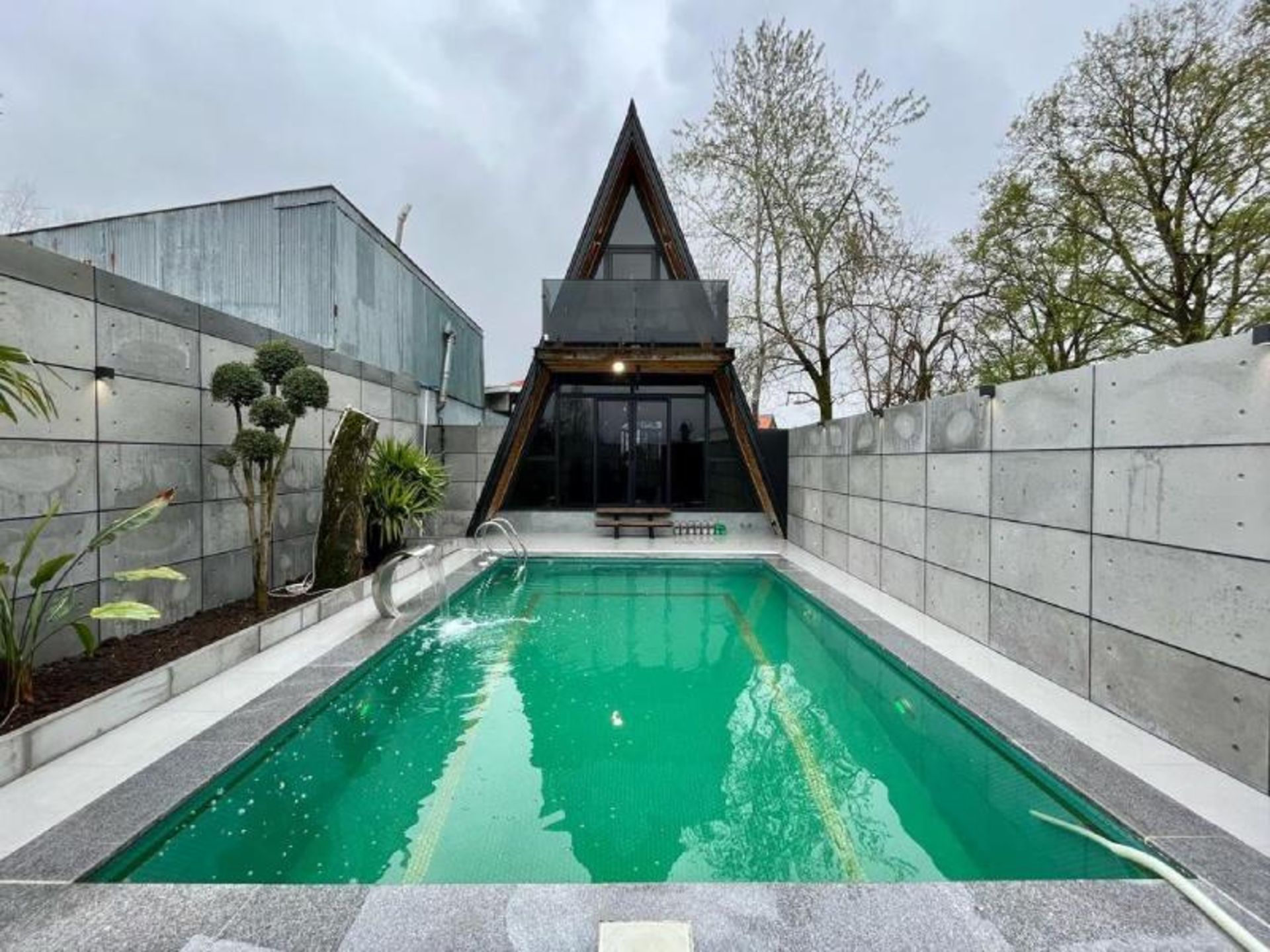 Swiss Cottage Green Home Bandar Anzali outdoor swimming pool