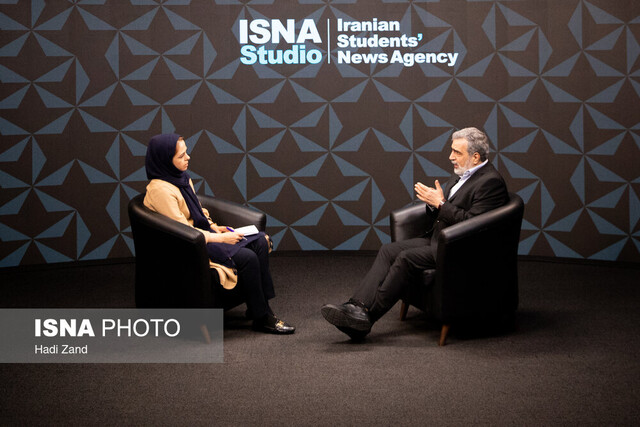 12 days under fire; Kamalondi's account of the attack on nuclear facilities