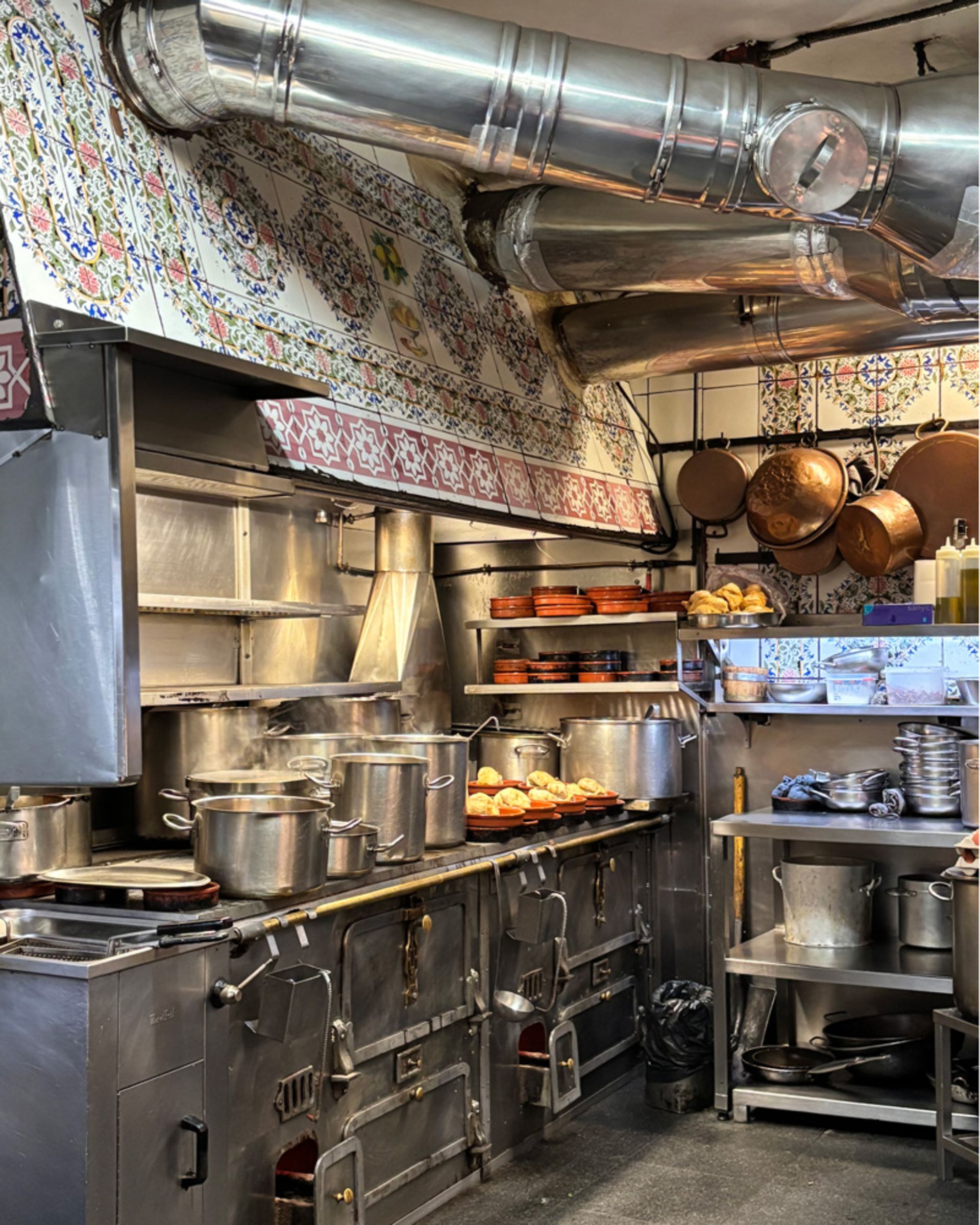 Boutin restaurant kitchen in Madrid