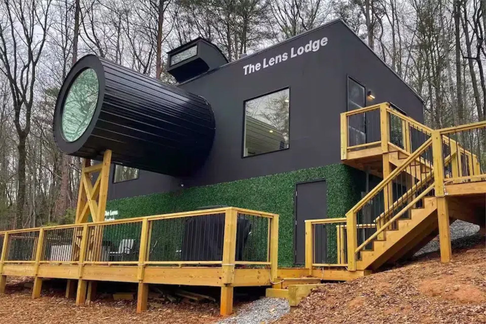 The terrace and platform of Durbini hut in the forest