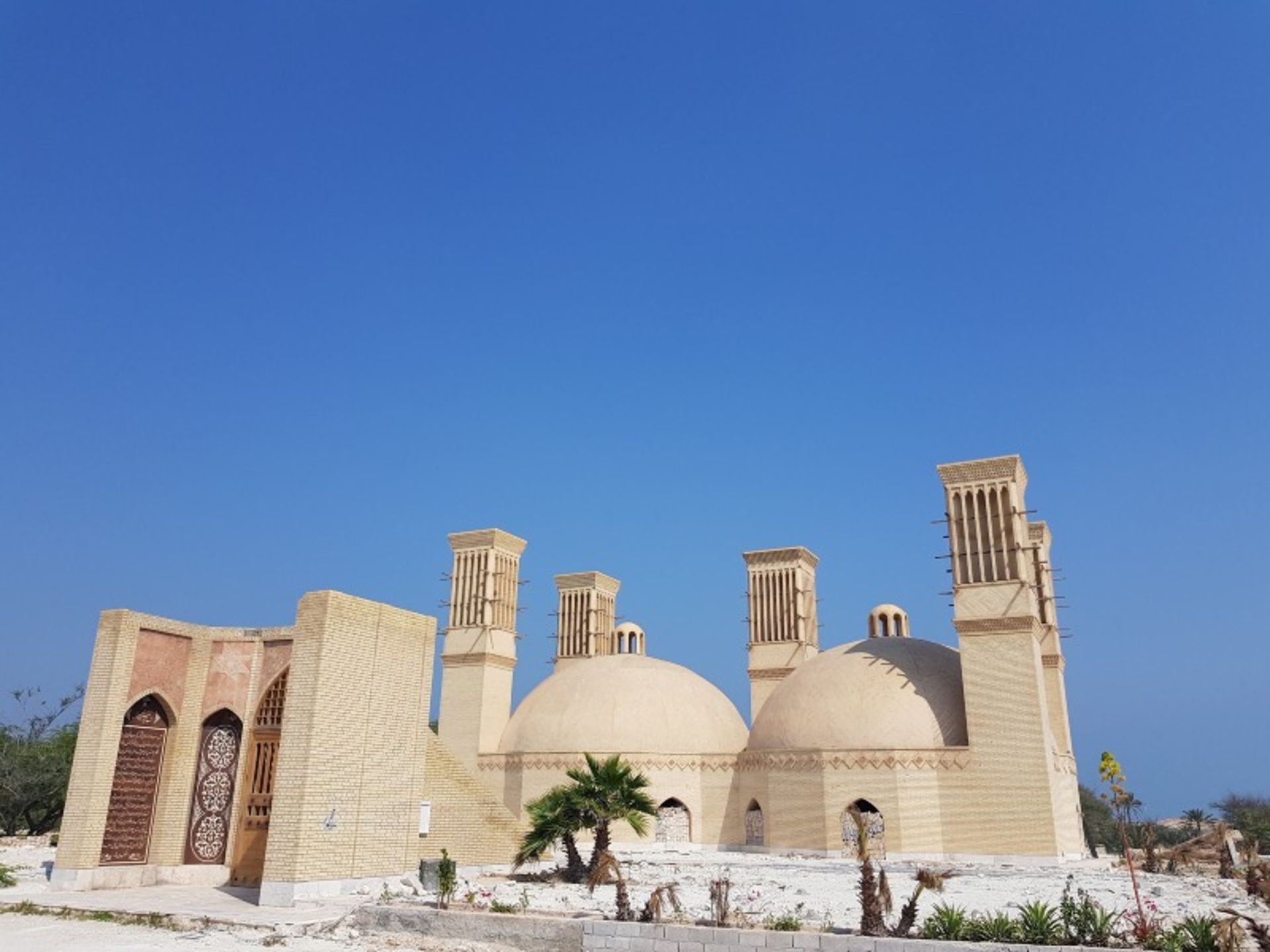 The buildings of the ancient city of Harira Kish
