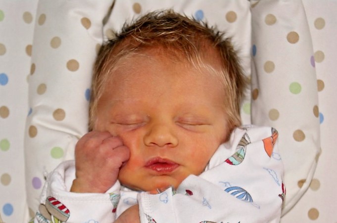 How many days is baby jaundice dangerous?