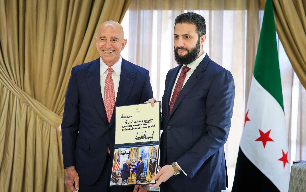 Sending a message from Trump to Jolani + photo