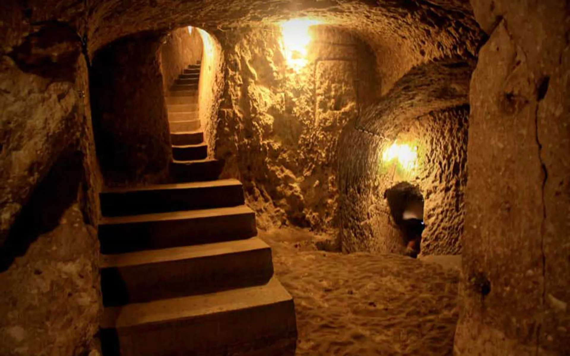 Underground tunnels in the underground city of Nooshabad