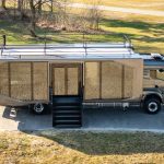 Offroad Shaver hotel truck on the road