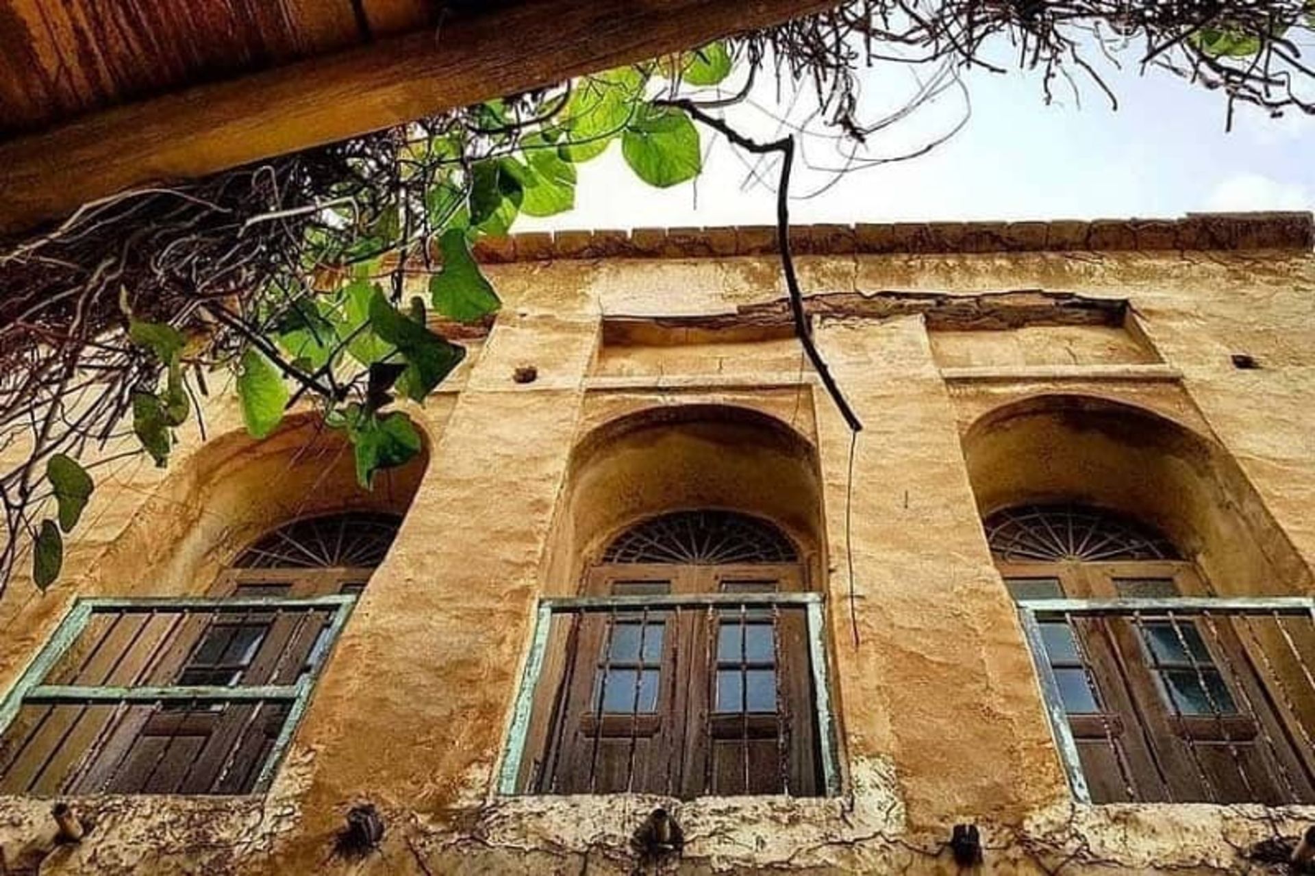 An old house in the historical context of Bushehr