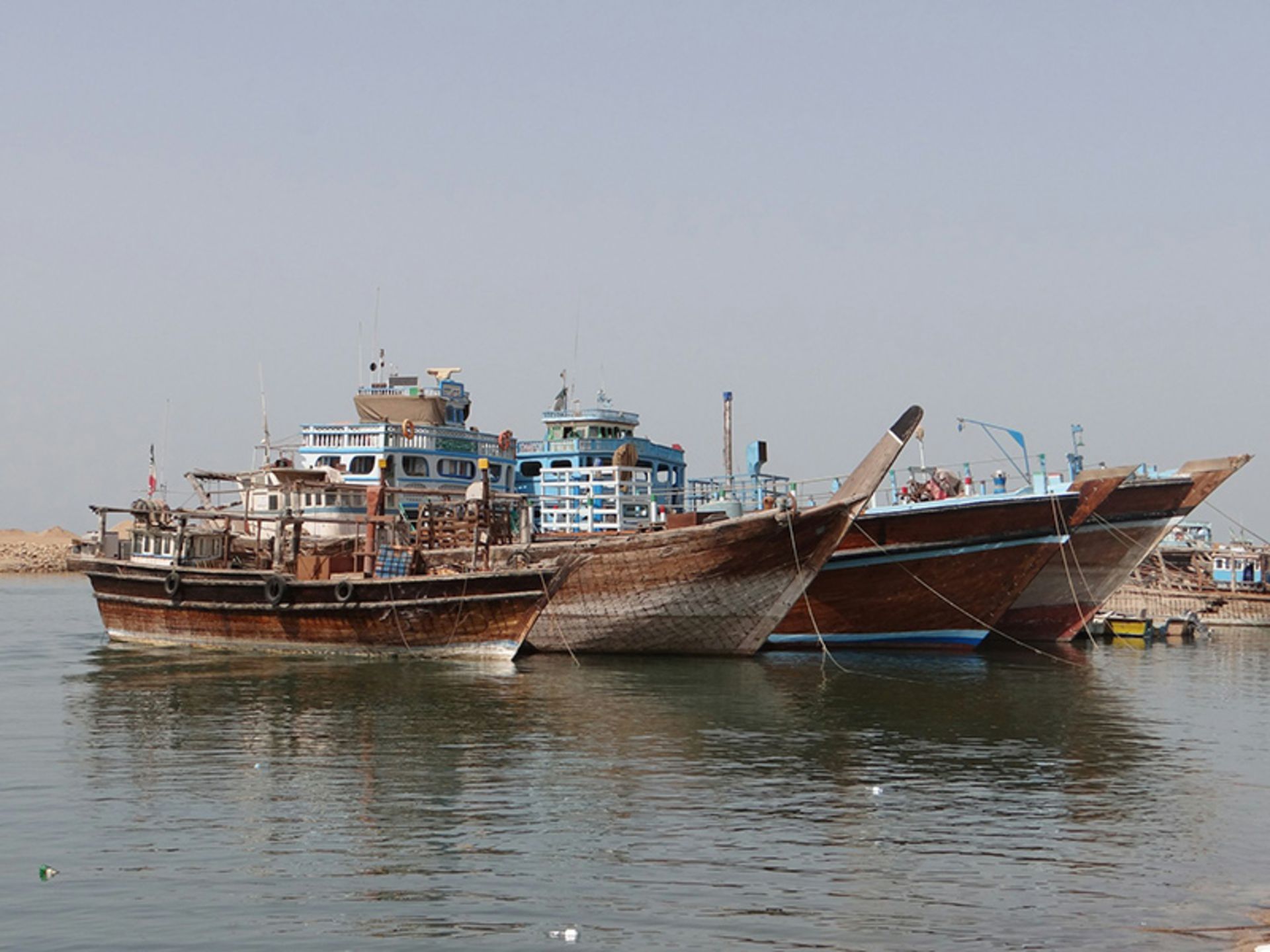 Big fishing barges on Bushehr beach