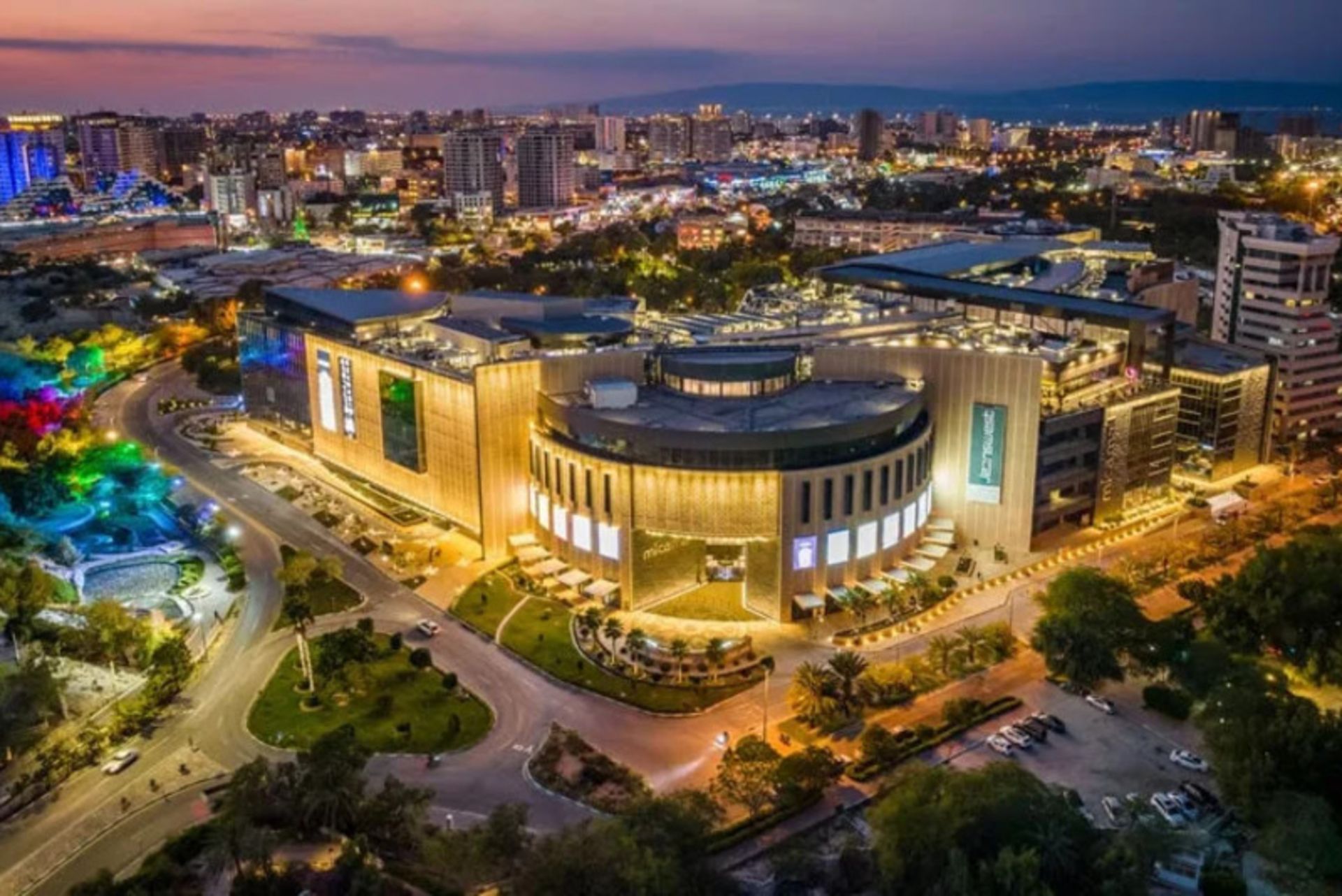 Aerial image of Mika Mall Kish shopping center