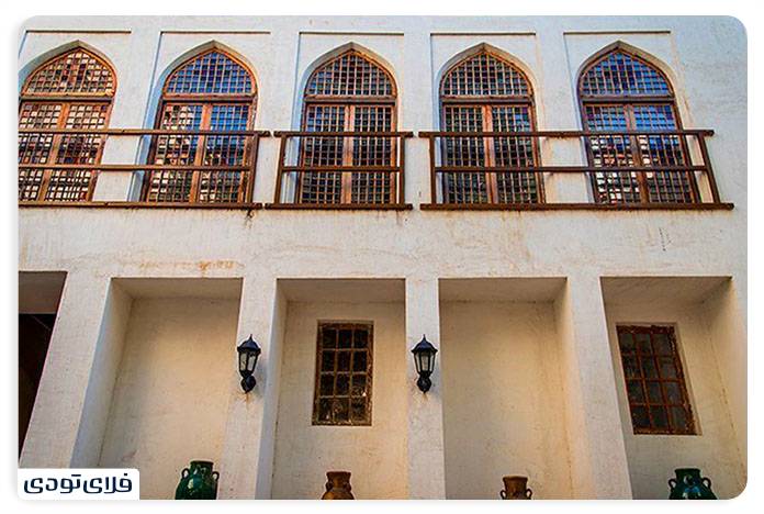 Omrat Dehdashti (oil building) in Bushehr