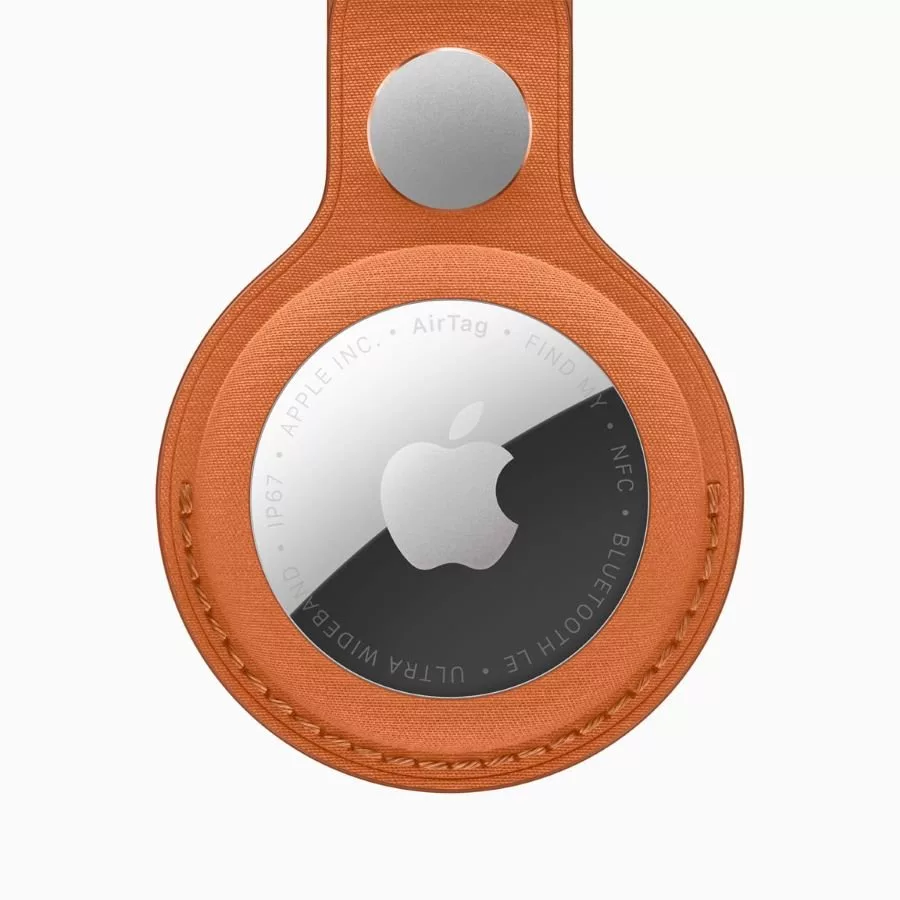 The second generation of Apple Airtag