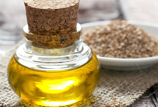 Properties of eyebrow sesame oil