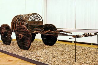 Roofed chariot from the Bronze Age