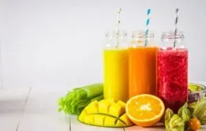 15 miraculous drinks that help you lose weight