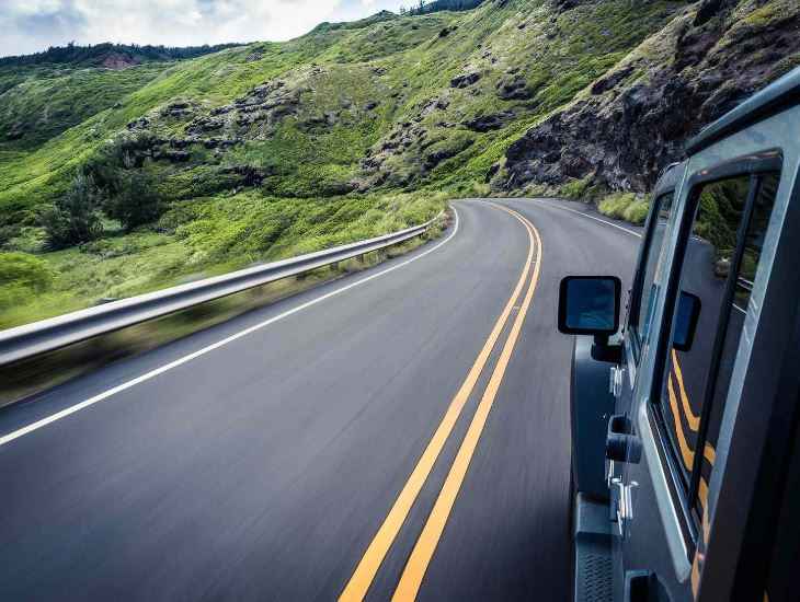 The cost of traveling to Kish Island by private car