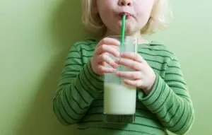 How to make 28 nutritious smoothies that all kids love