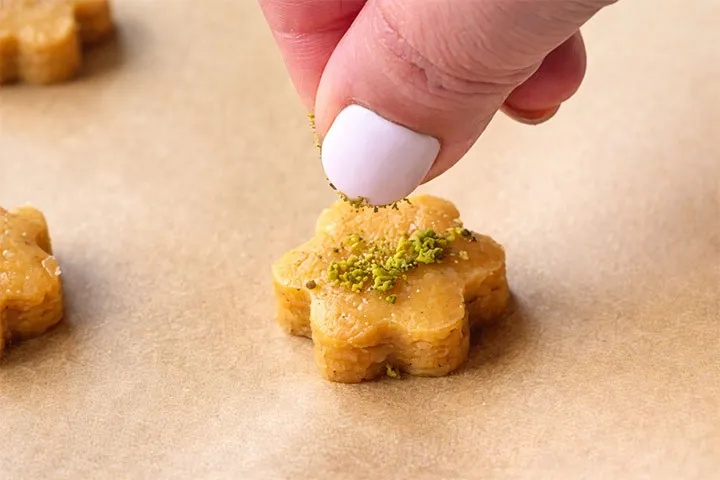 Decoration of chickpeas