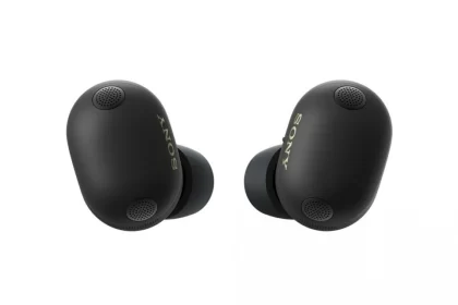 Sony WF-1000XM6 earbuds