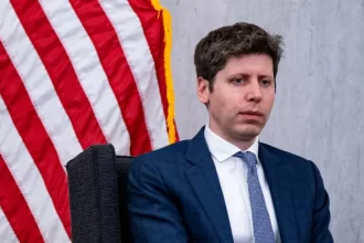 Reducing Microsoft's dependence on OpenAI