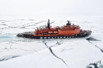 Reach the North Pole